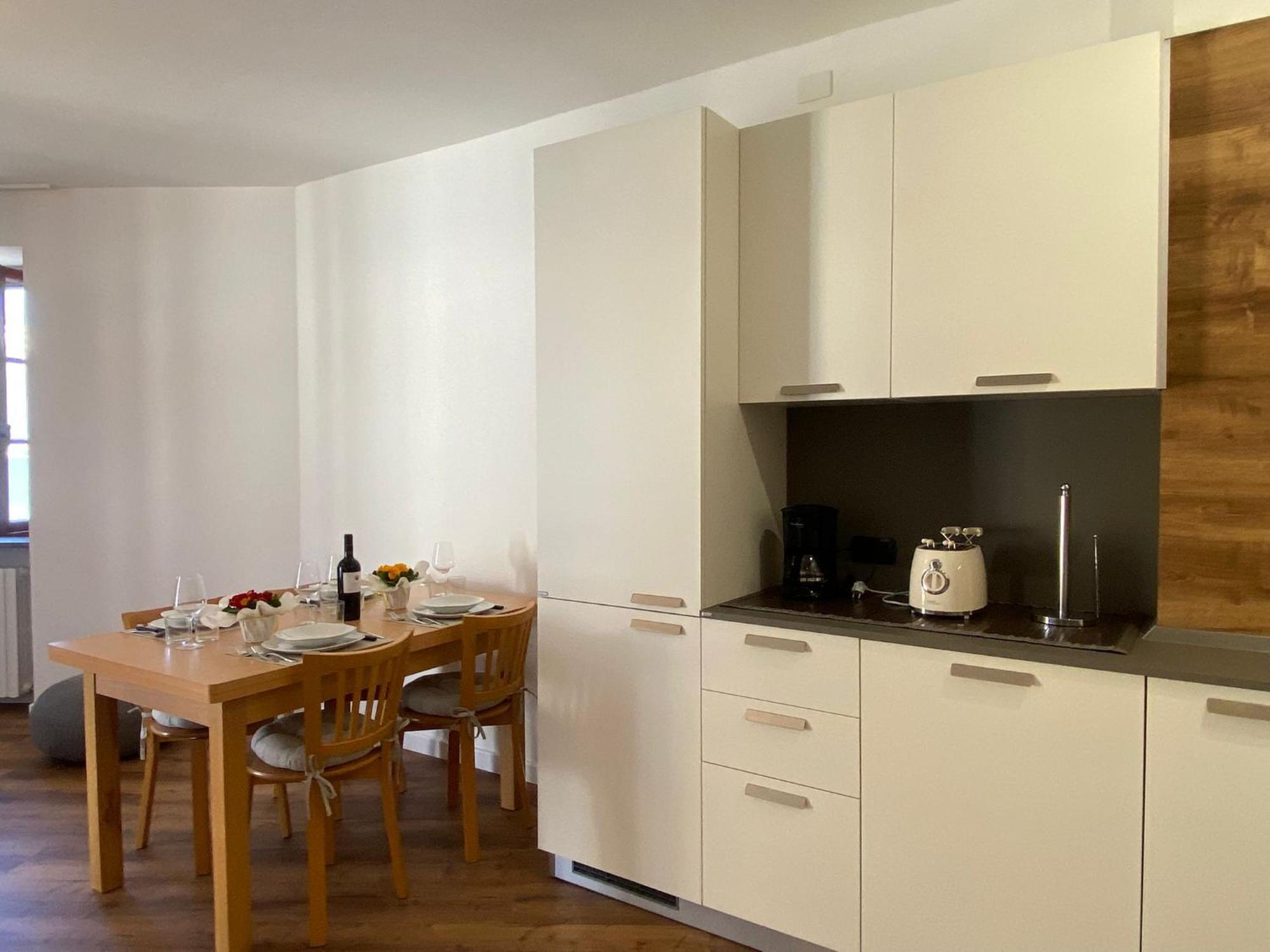 גראבדונה Lakeside Apartment מראה חיצוני תמונה